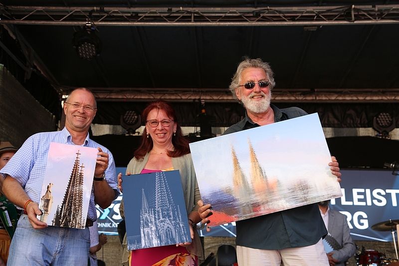 Drei Künstler mit ihren Interpretationen des Doms Drei Künstler mit ihren Interpretationen des Doms