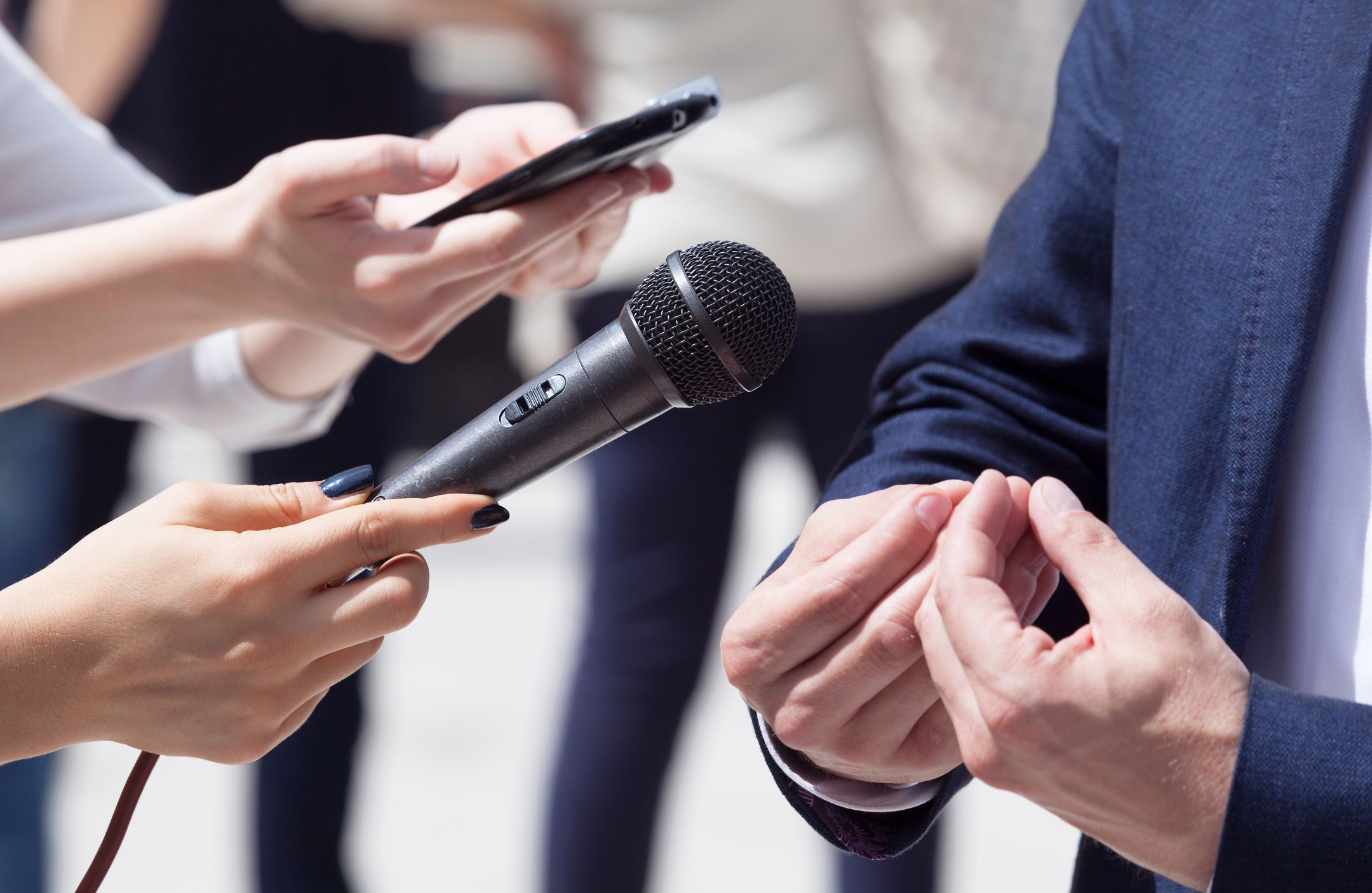 interview | © wellphoto - stock.adobe.com microphone: radio interview